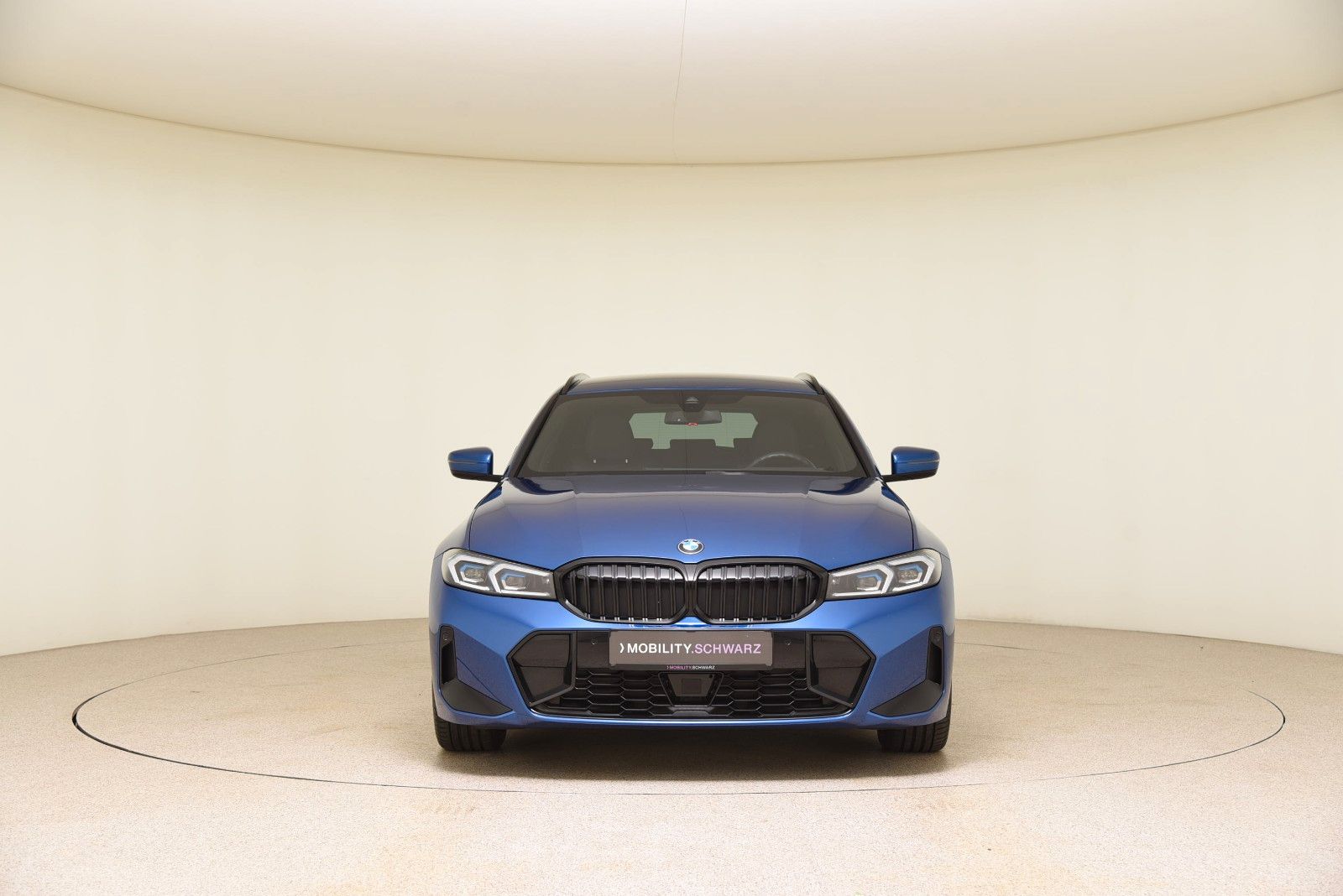 BMW 320d xDrive Touring M Sport - Samsaru's Car Outlet