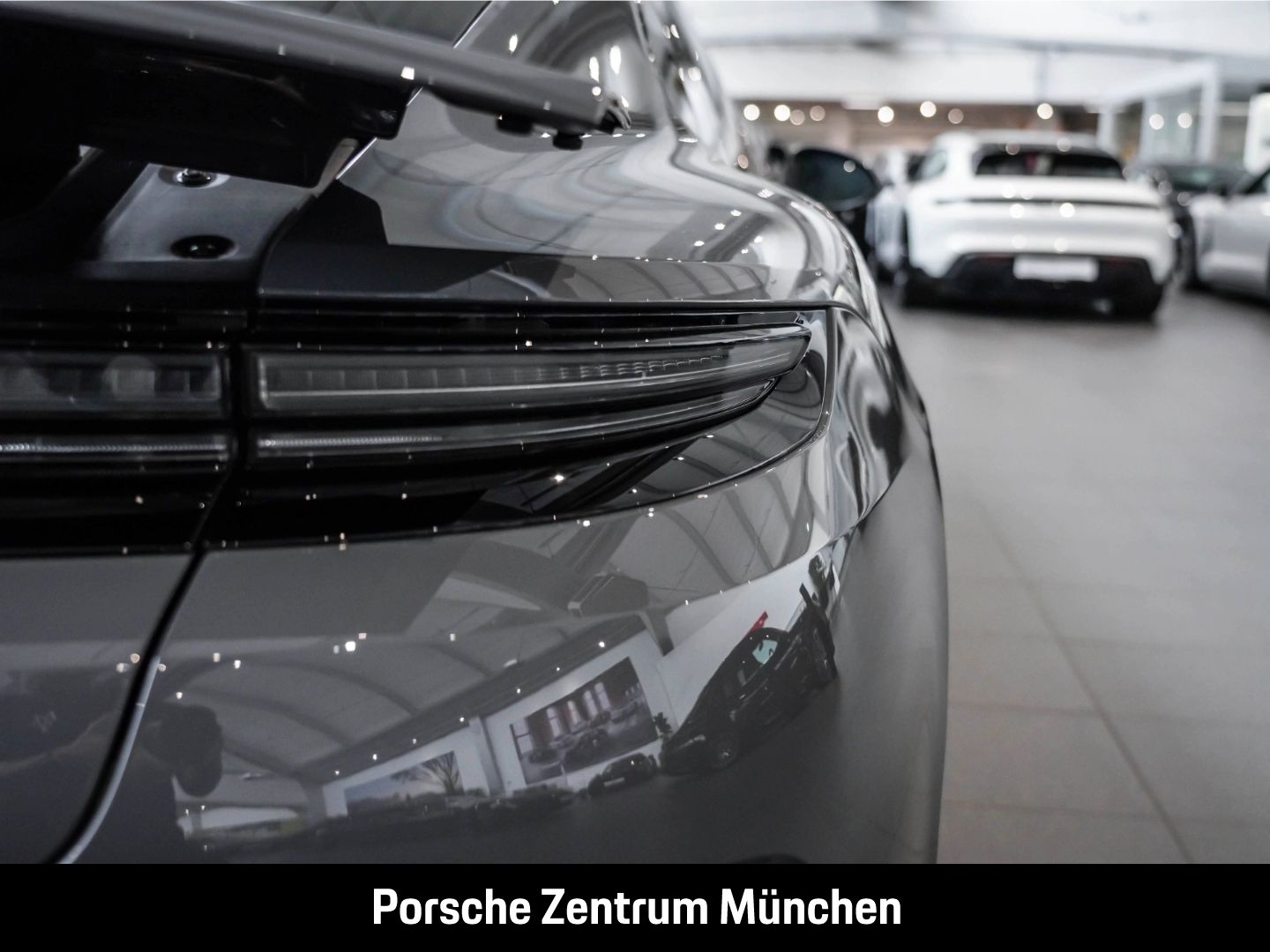Porsche Panamera GTS LED-Matrix Sportabgas InnoDrive