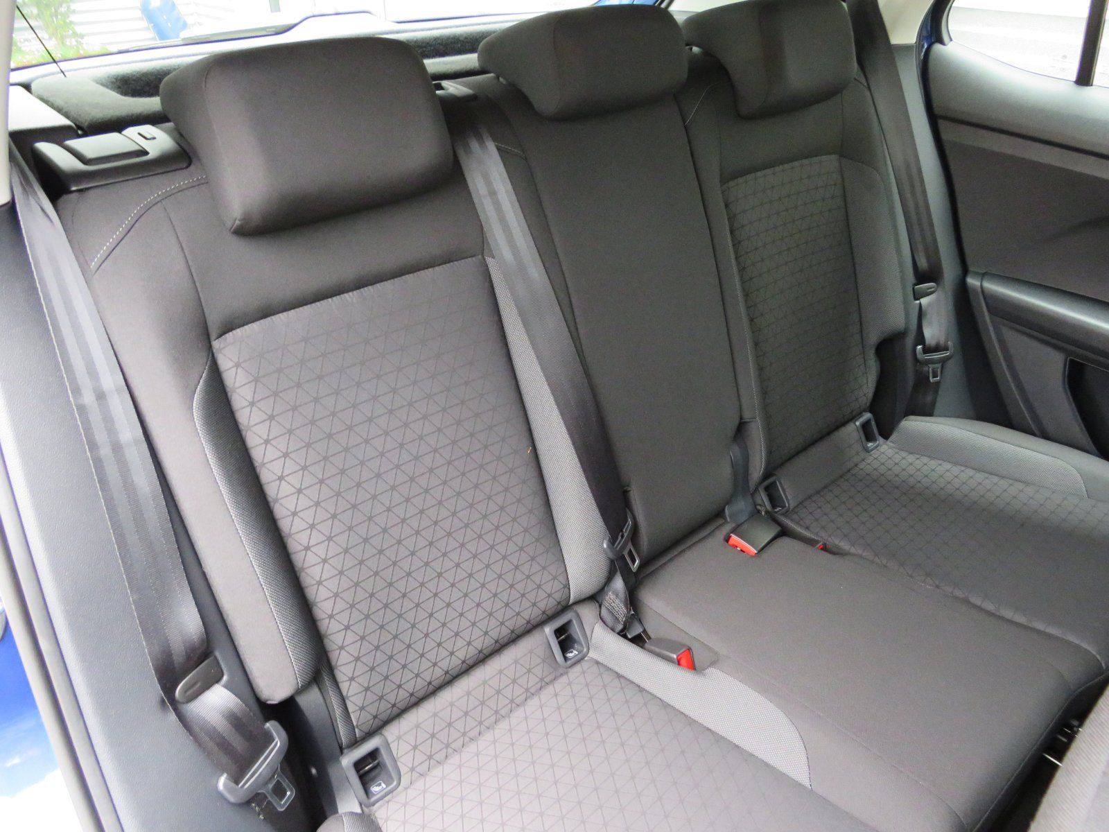 Volkswagen T-Cross 1.0 TSI Life - Samsaru's Car Outlet