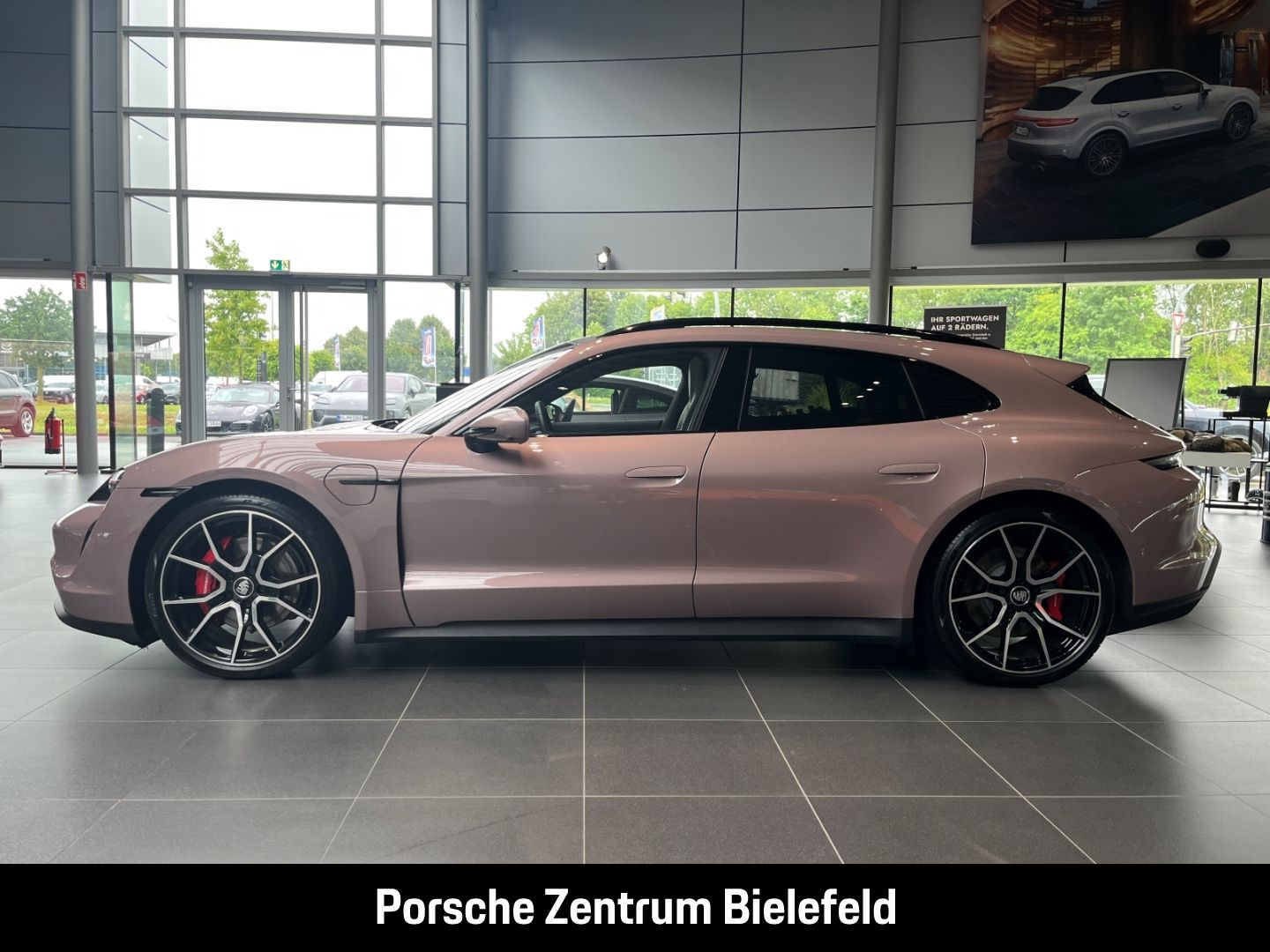 Porsche Taycan 4S Sport Turismo Frozenberrymetallic BOSE