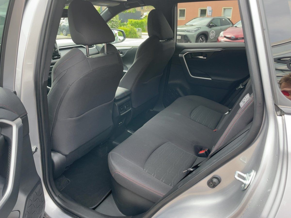 Toyota RAV4 2.5 PlugIn ACC+LED+Navi+SHZ+2xKlima+4xSHZ