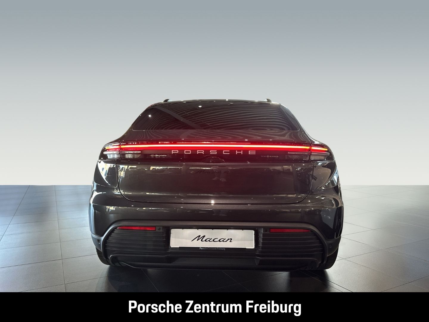 Porsche Macan 4 BOSE Luftfederung Panorama Surround-View