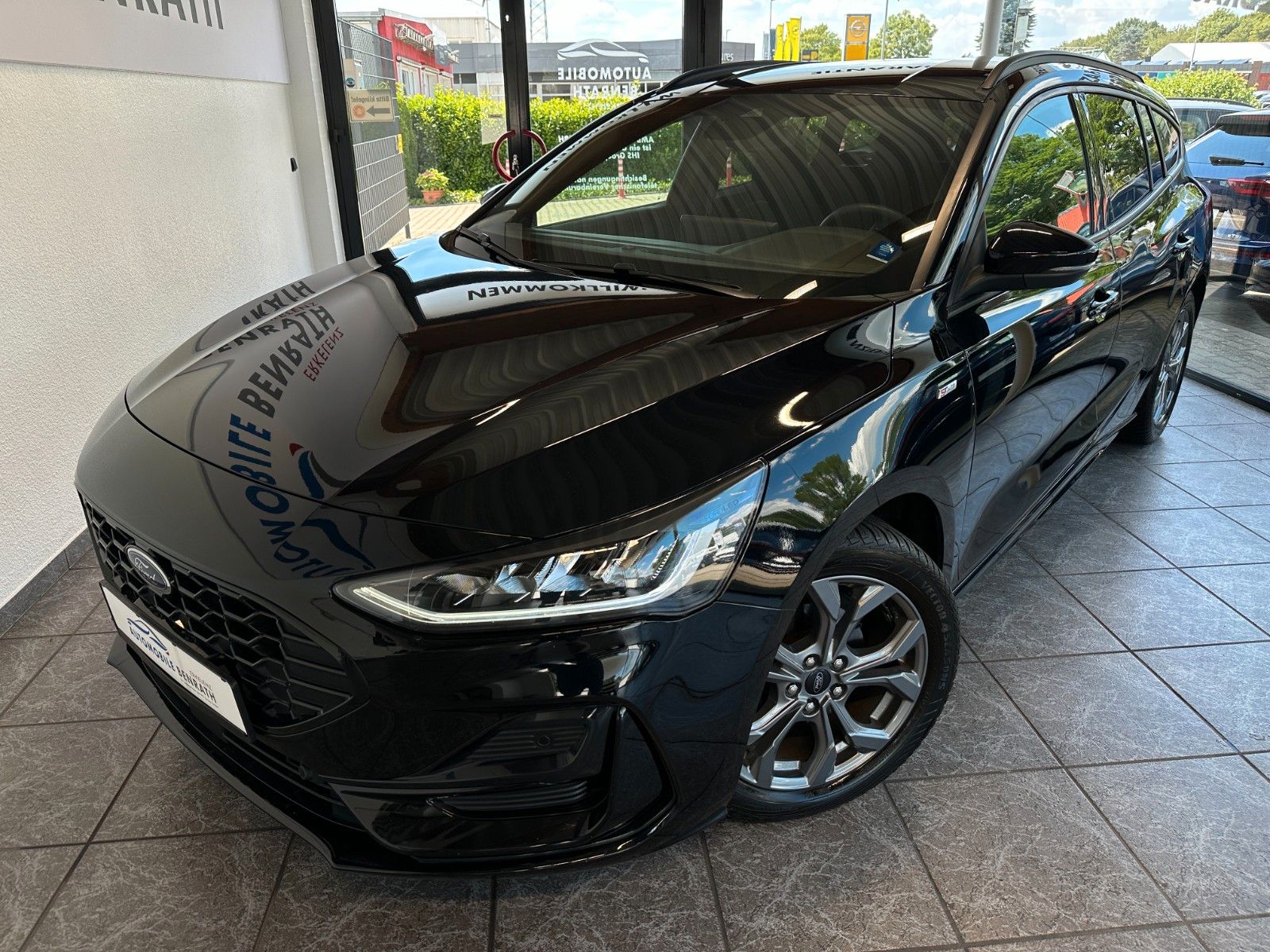 Ford Focus Turnier ST-Line *LED*RFK*ACC*ALLWETTER*TOP