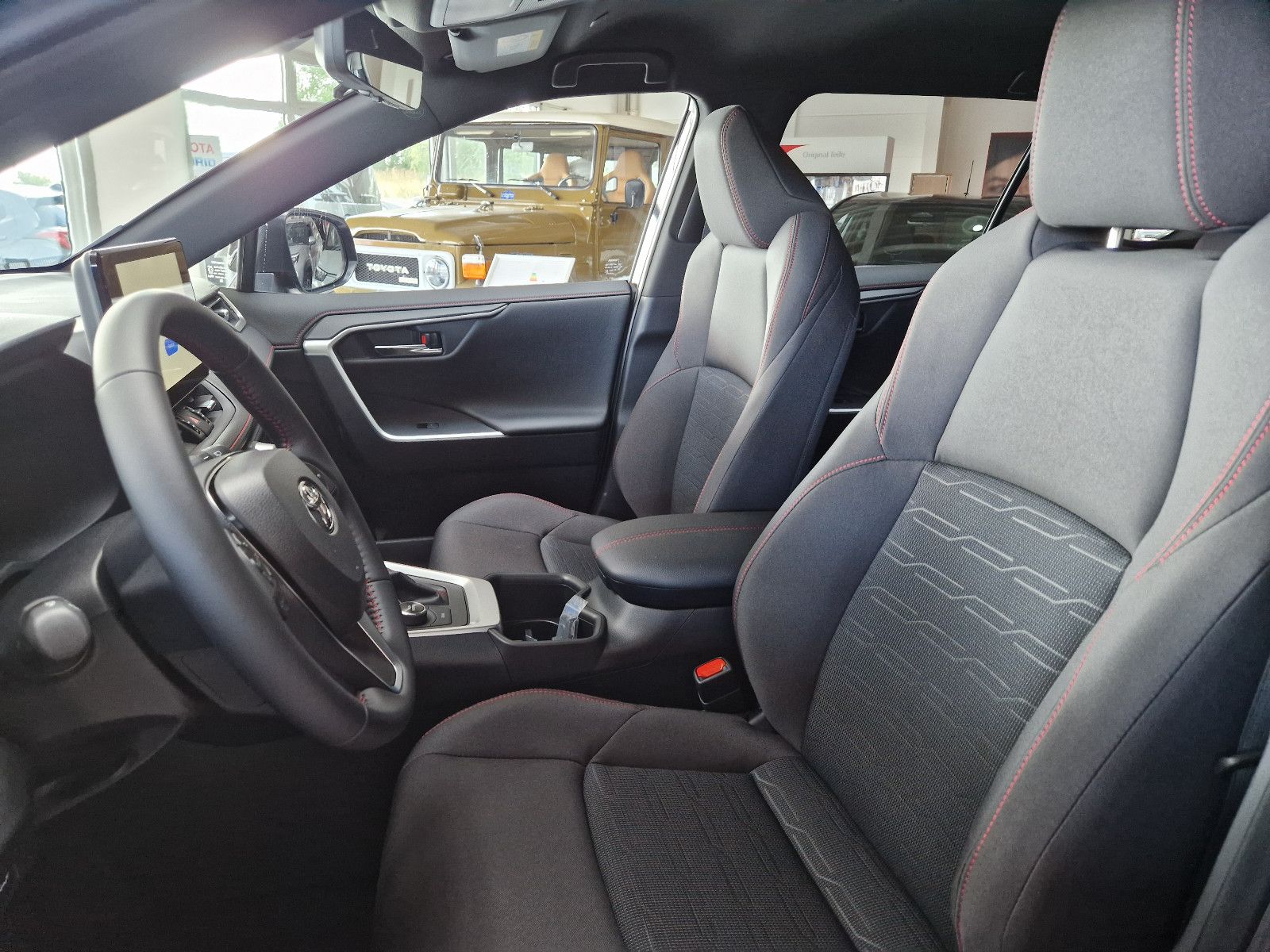 Toyota RAV 4 PLUG-IN Hybrid 4x4 Teampl.*HUD*el. Heck*