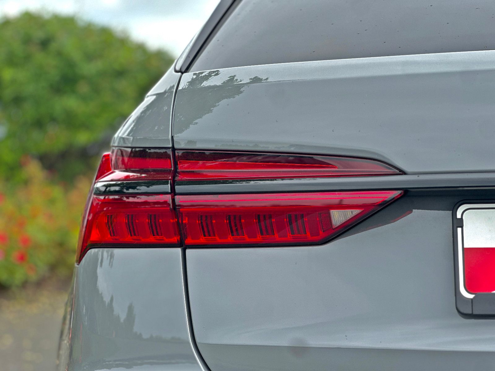 Audi RS6 Avant BLACK PANO HUD NIGHT STHZG B&O 280km/h