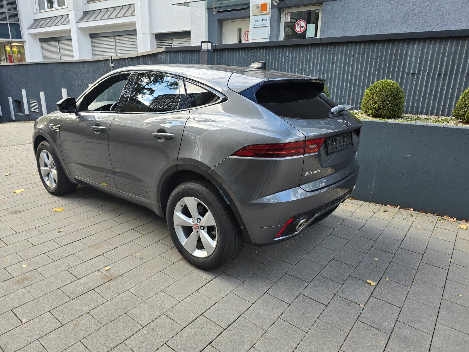 Jaguar E-Pace E-PACE R-Dynamic S AWD,Automatik,Leder,Pa