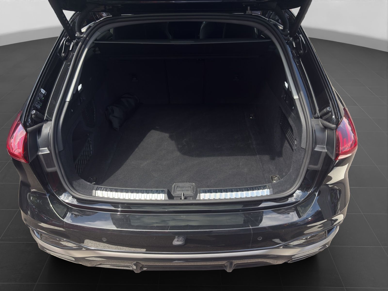 Audi A5 Avant TFSI Q S LINE EDT ONE LEDER LM19 HuD 36