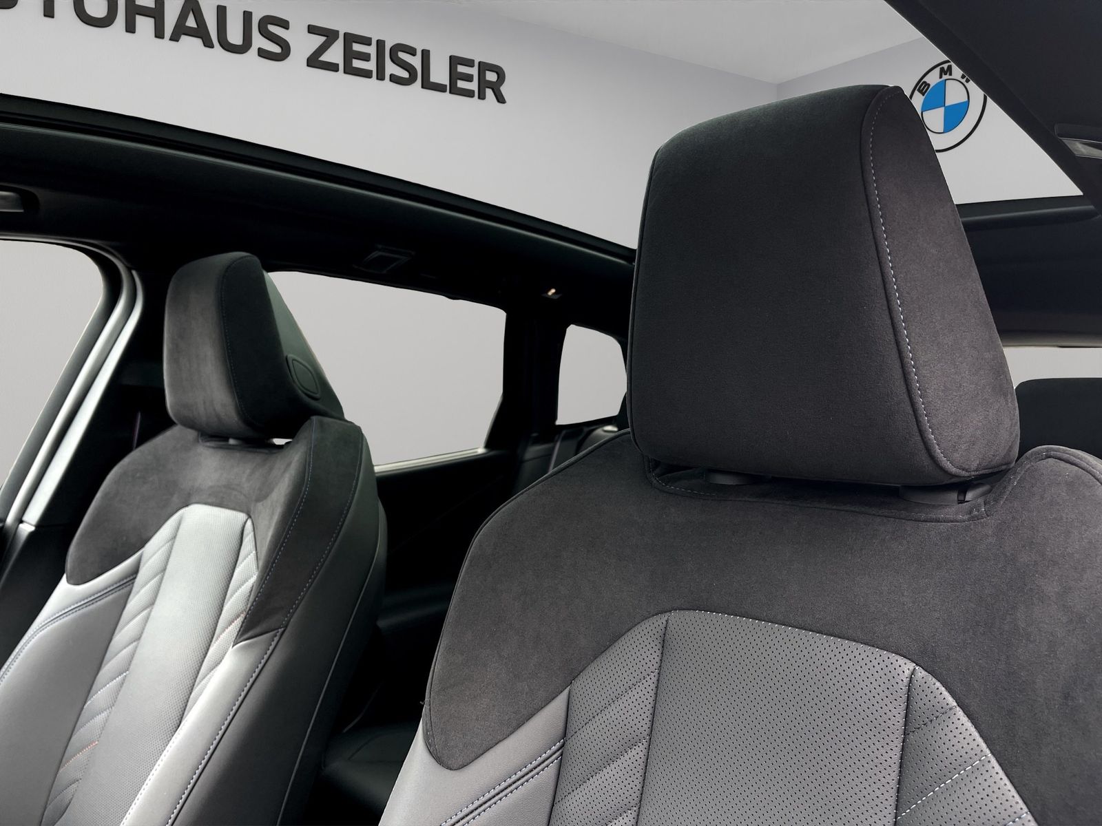 BMW X3 30e xDrive M Sport Pro 20"LM AHK Glasdach Sit