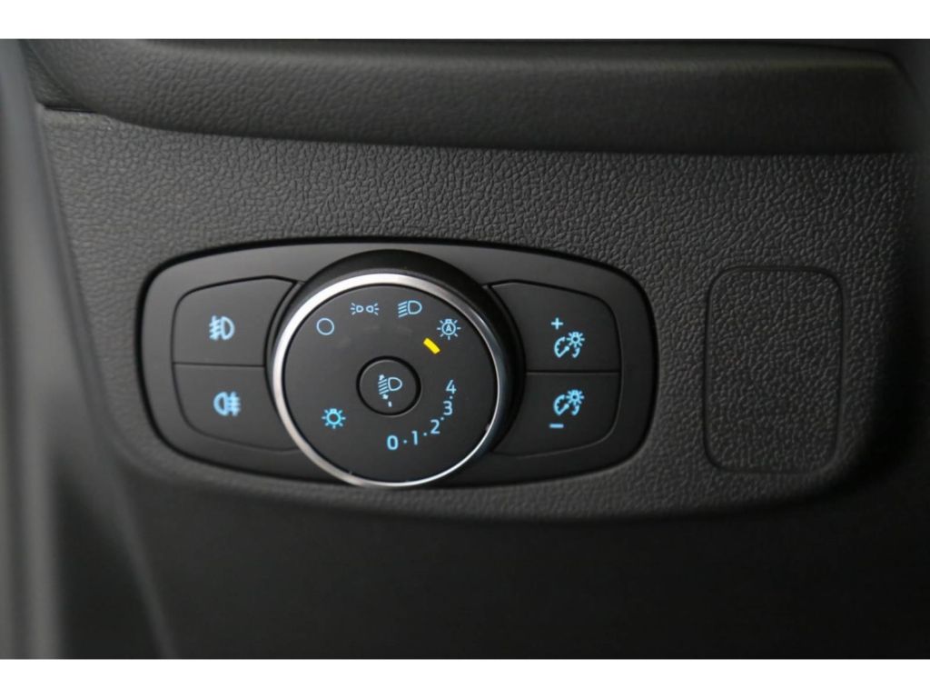 Ford Focus 1.5d Aut. Titanium Navi AHK ACC BLIS Kamer