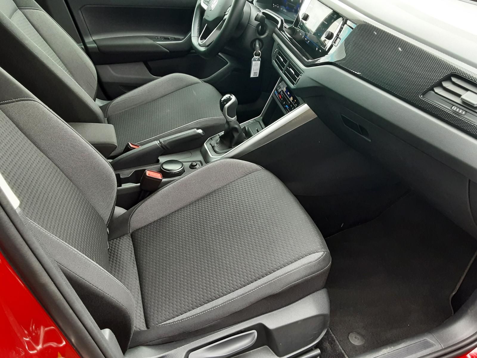 Volkswagen Taigo Life 1.0 TSI - Samsaru's Car Outlet