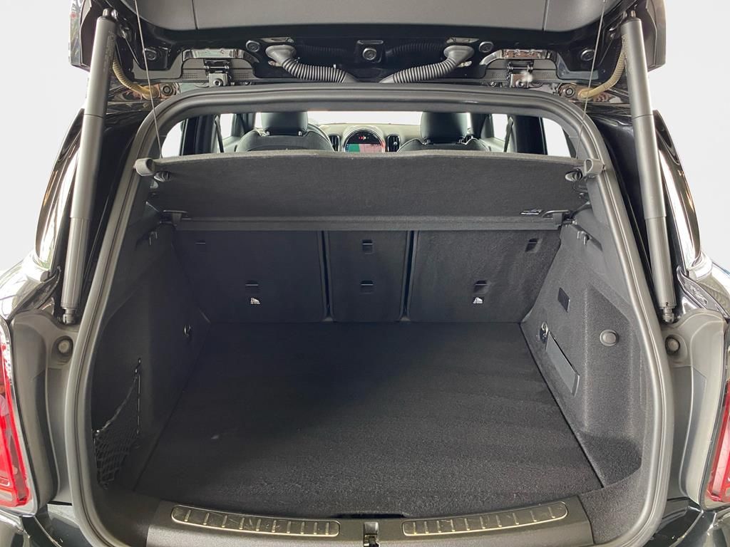 MINI Cooper SE Countryman All4 Classic - Samsaru's Car Outlet