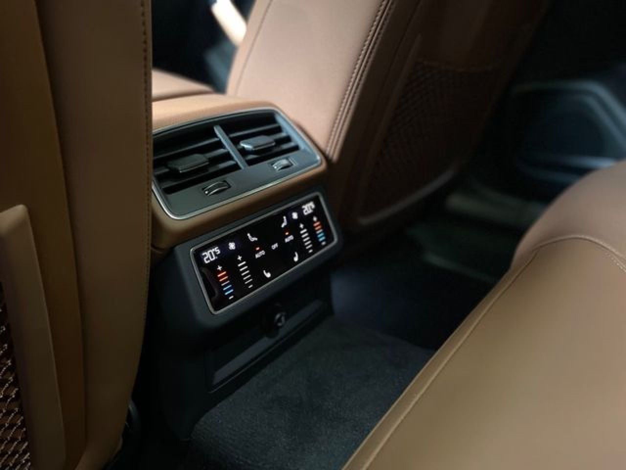 Audi A6 40 TDI quattro S line - Samsaru's Car Outlet