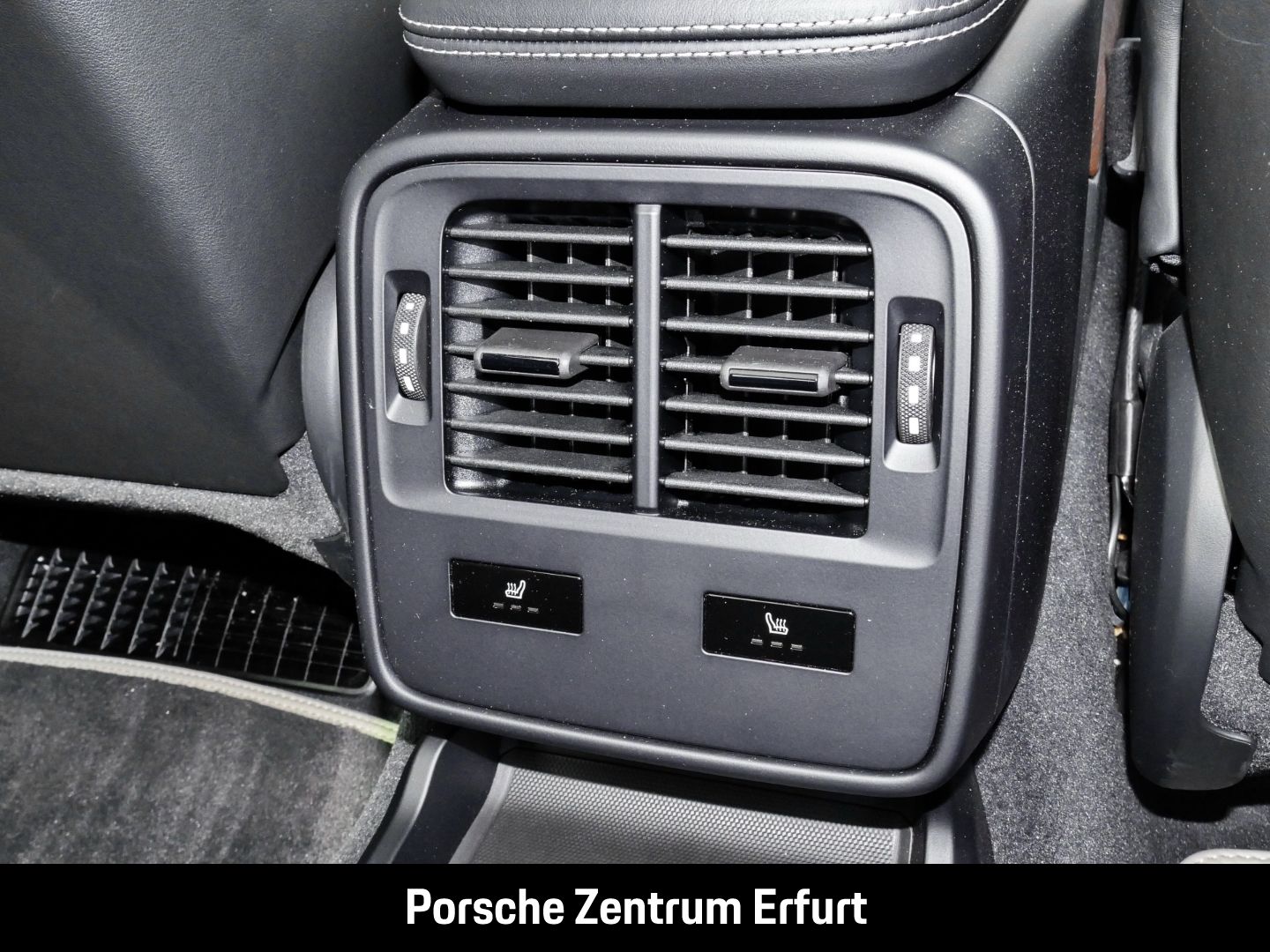 Porsche Taycan GTS/ Sondermodell limited ''90Jahre Hocke