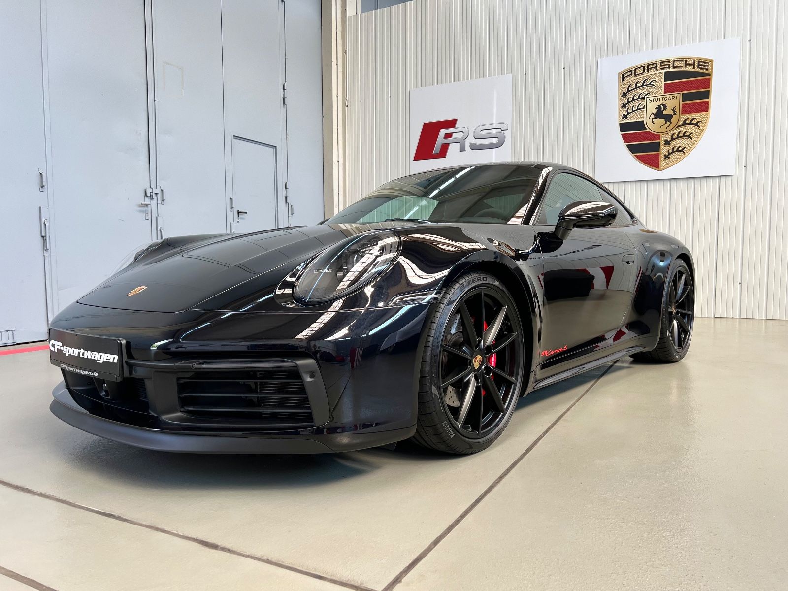 Porsche 992 Carrera S - Samsaru's Car Outlet