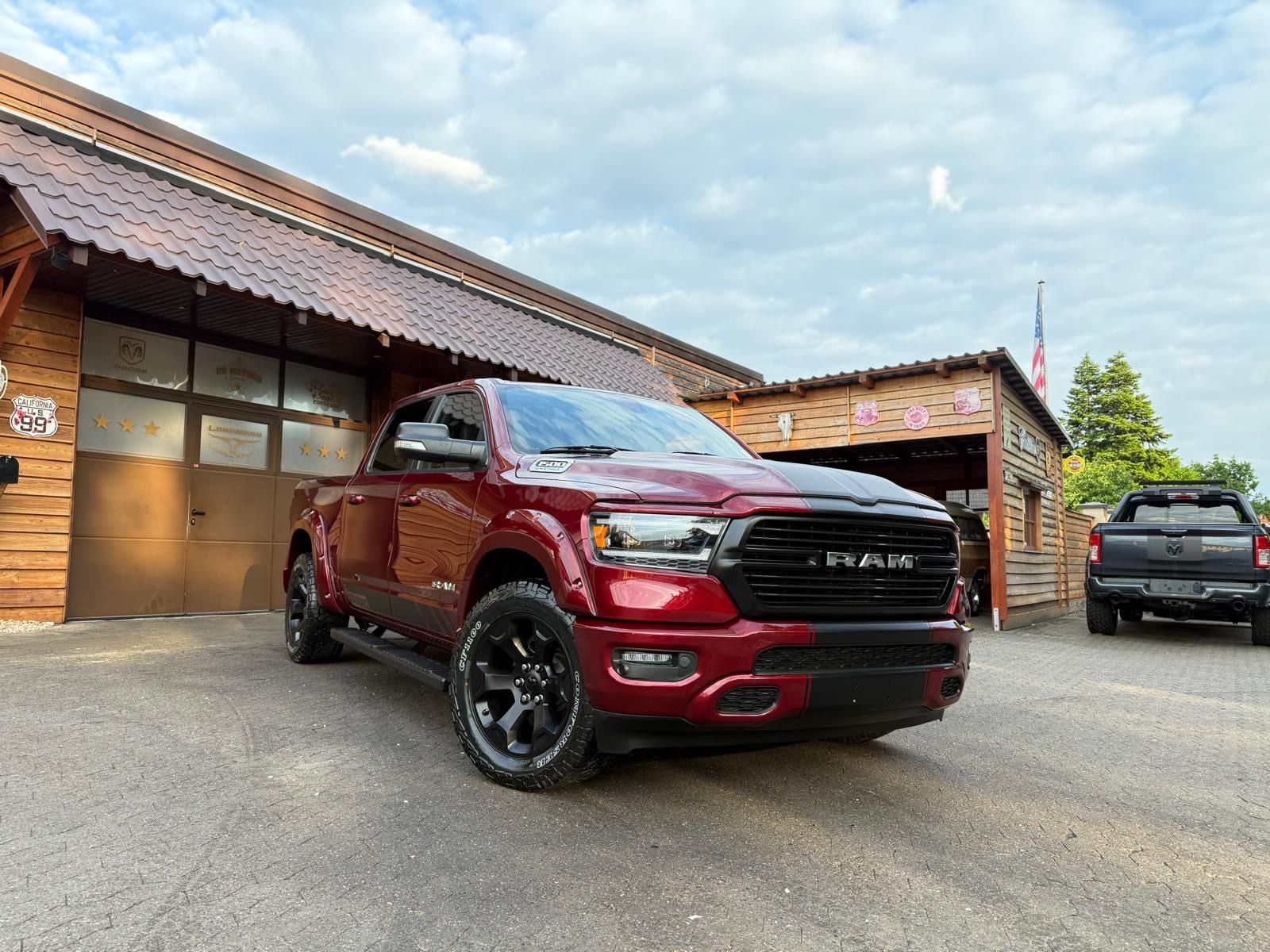 Dodge 5.7*4X4*OFFROAD*LIFT*AHK*NAVI*GARANTIE*ABDECKUNG
