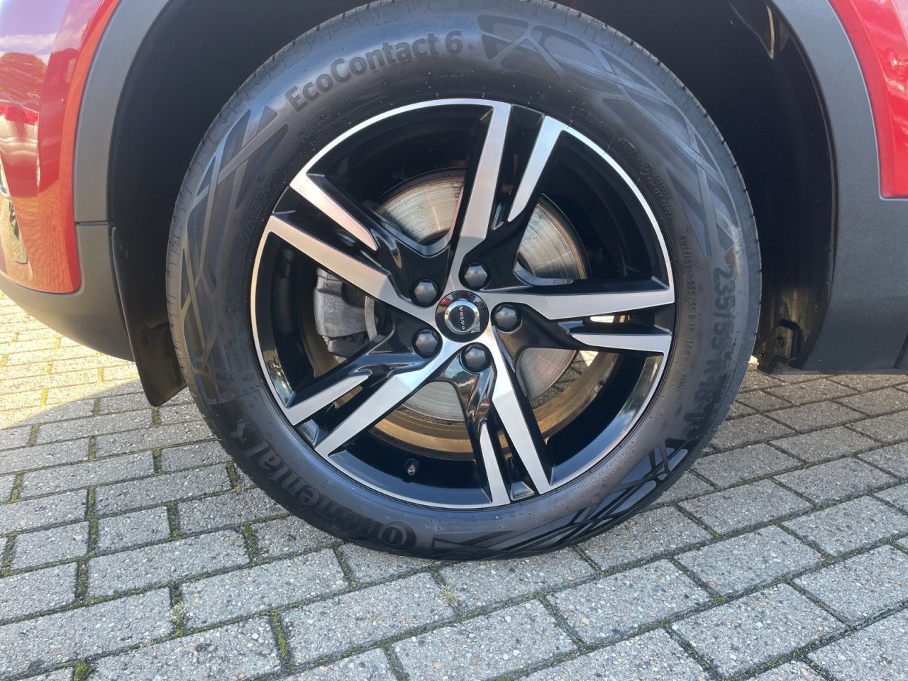 Volvo XC 40 B4 AWD Plus Dark LED+Keyless