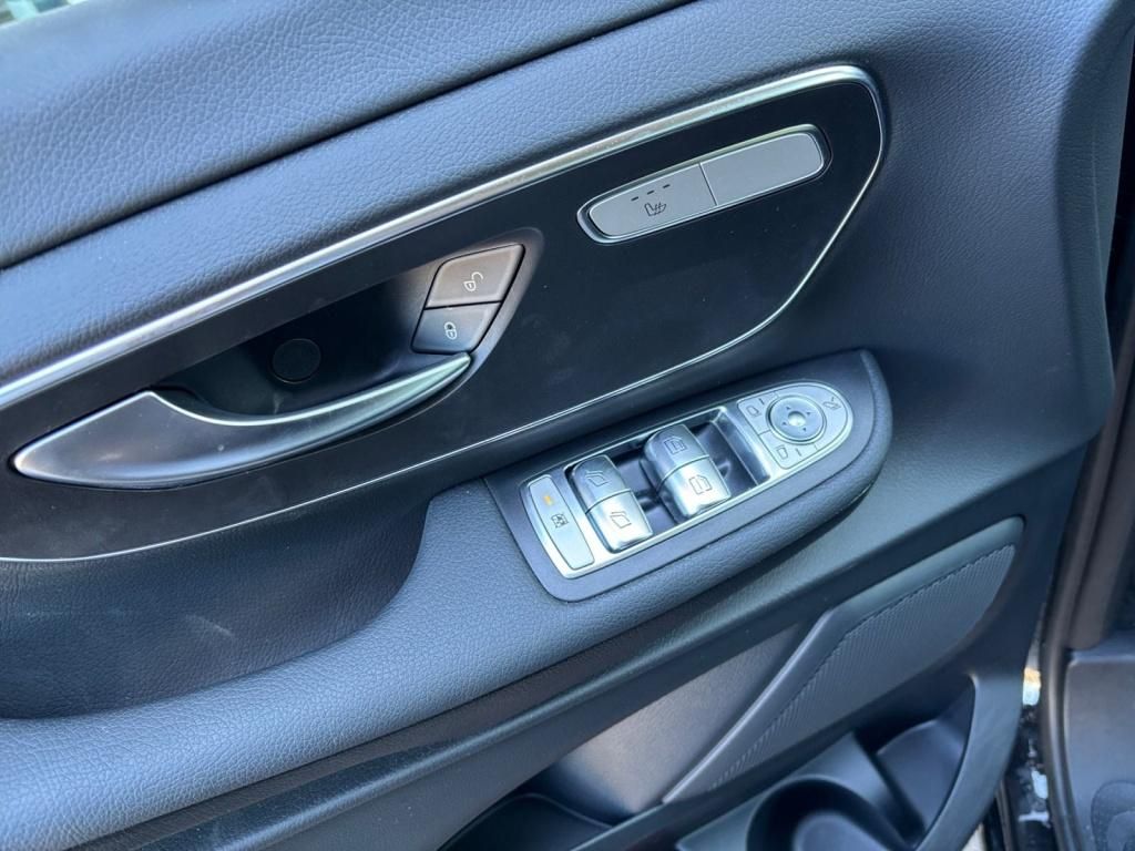Mercedes-Benz V 250 d EDITION - Samsaru's Car Outlet