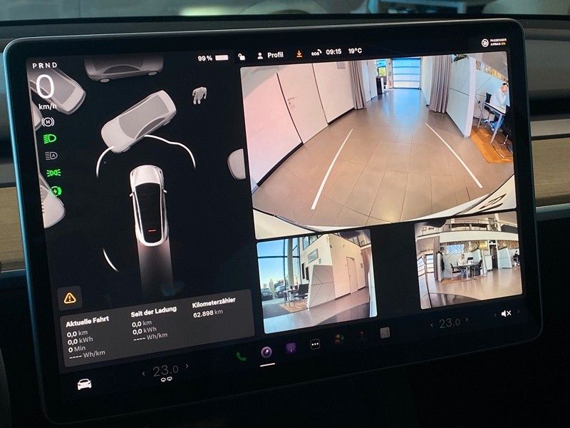 Tesla Model Y AWD Long Range Dual Motor Panorama LED