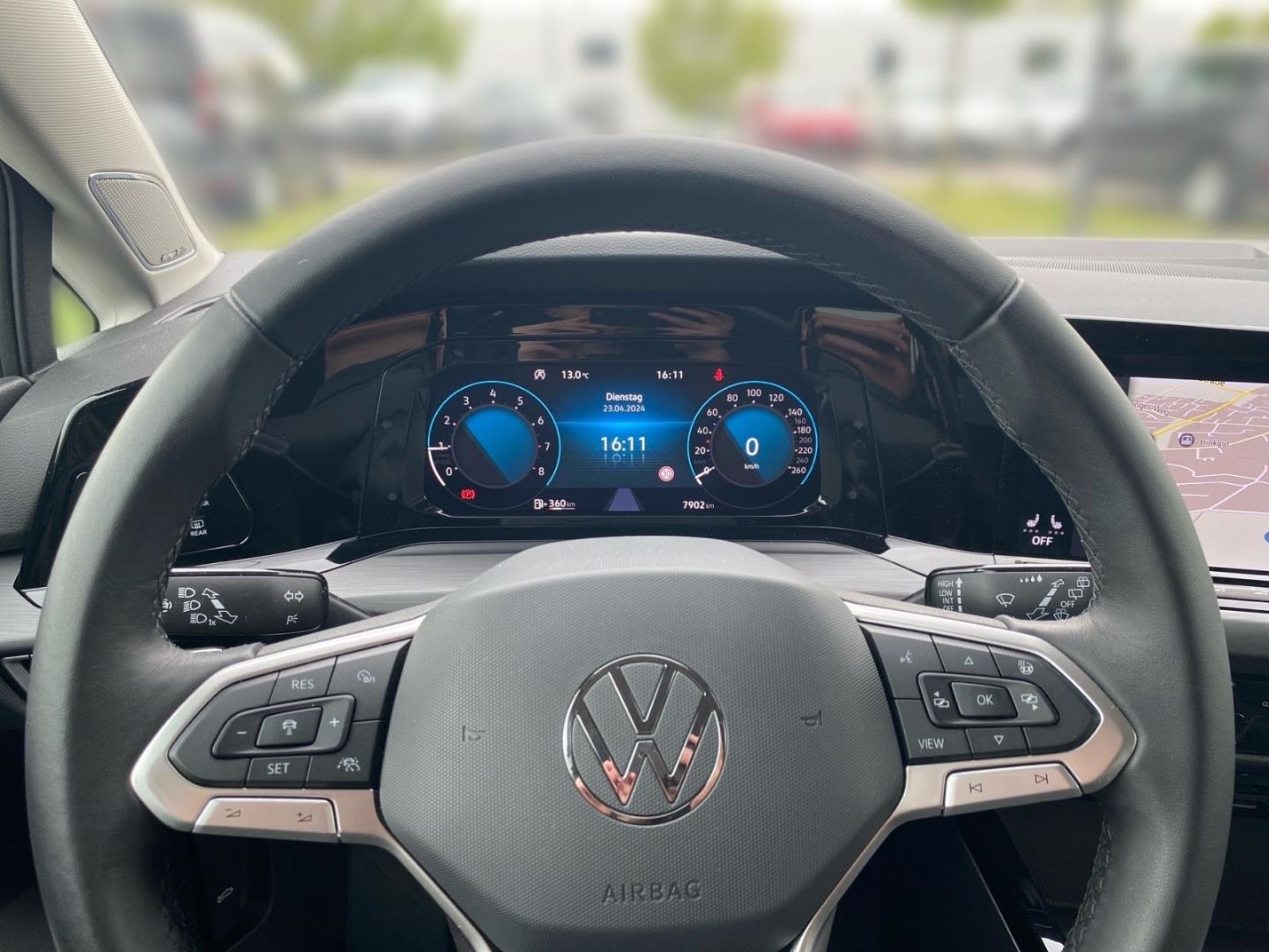 Volkswagen Golf Variant 8 VIII Style 1.5 TSI - Samsaru's Car Outlet