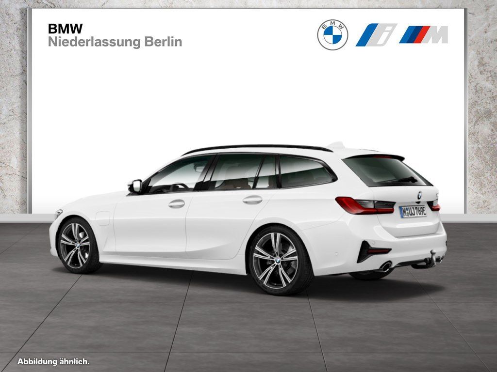 BMW 330e Touring Sport Line - Samsaru's Car Outlet
