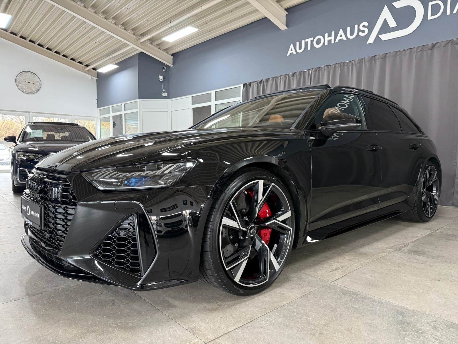 Audi Avant 4.0 TFSI quattro* KERAMIK *PANO *B&O*