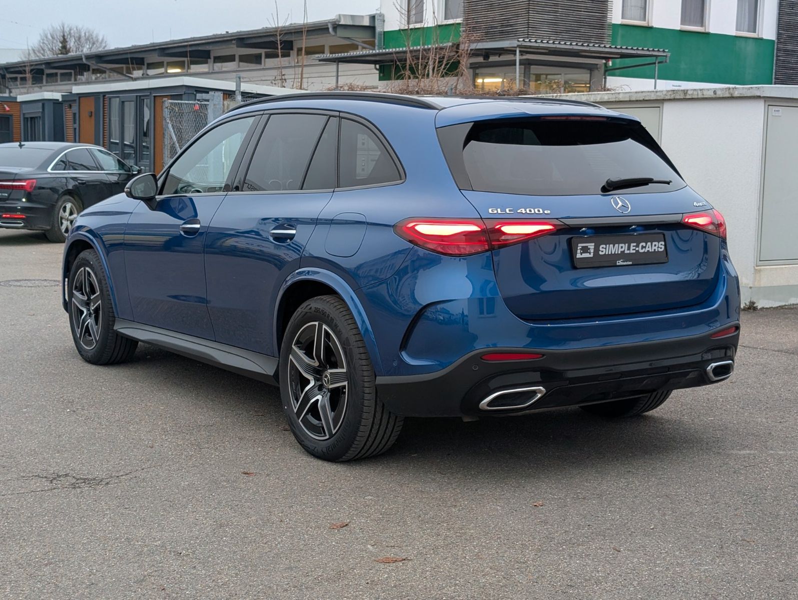 Mercedes-Benz GLC 400 e 4Matic *AMG*AHK*PREMIUM-PLUS*PANO*AIRB