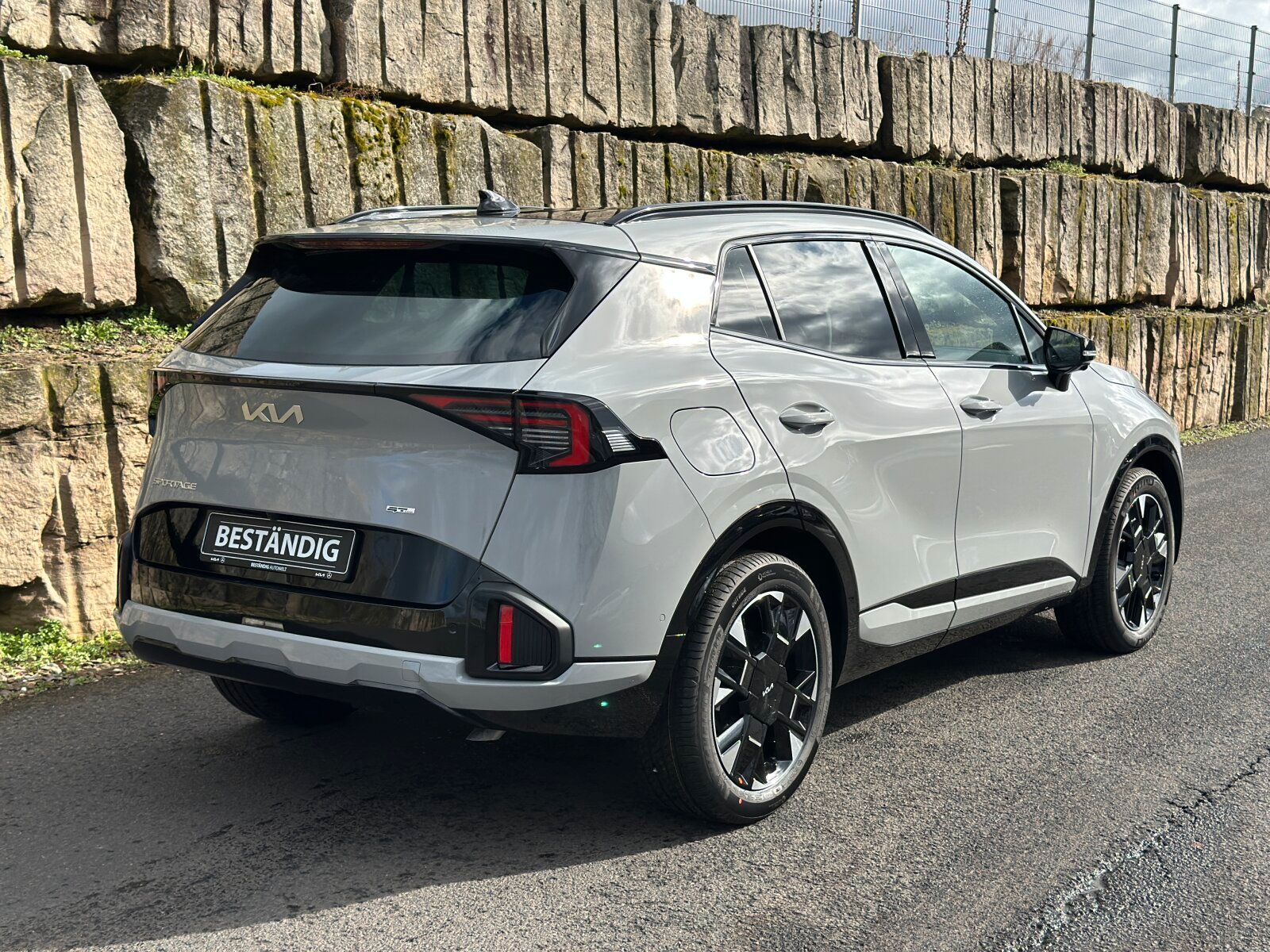 Kia SPORTAGE 1.6T PHEV AWD GT-LINE+HUD+360+PANO+AHK