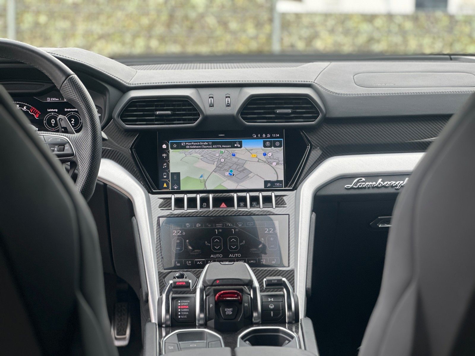 Lamborghini Urus 4.0 V8 - Samsaru's Car Outlet