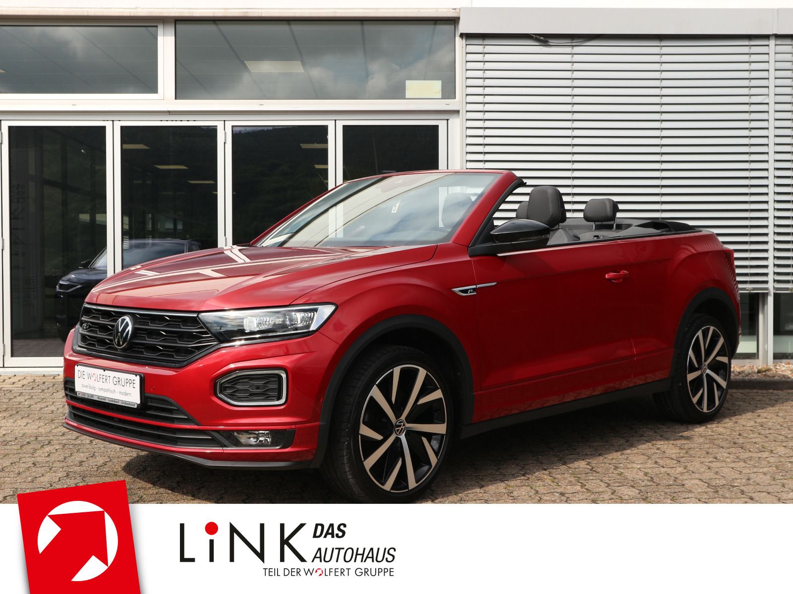 Volkswagen T-Roc R-Line 1.5 TSI - Samsaru's Car Outlet