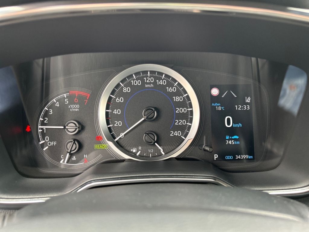 Toyota Corolla 1.8 Hybrid Touring Sports - Samsaru's Car Outlet