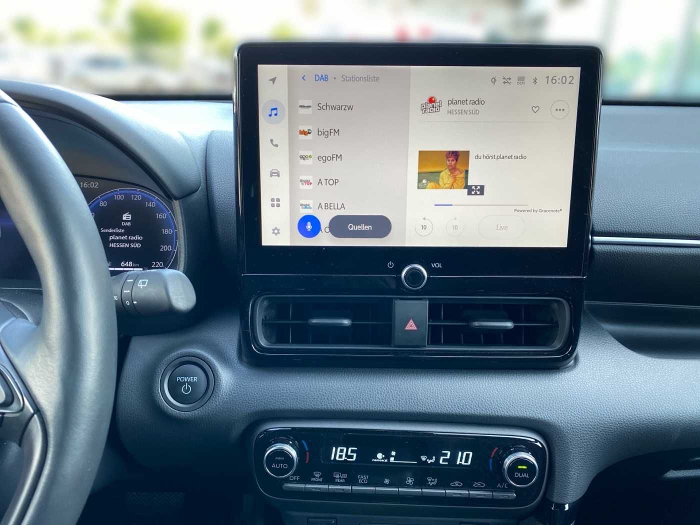 Toyota Yaris 1.5 Hybrid Style LED KLIMA KAMERA BT