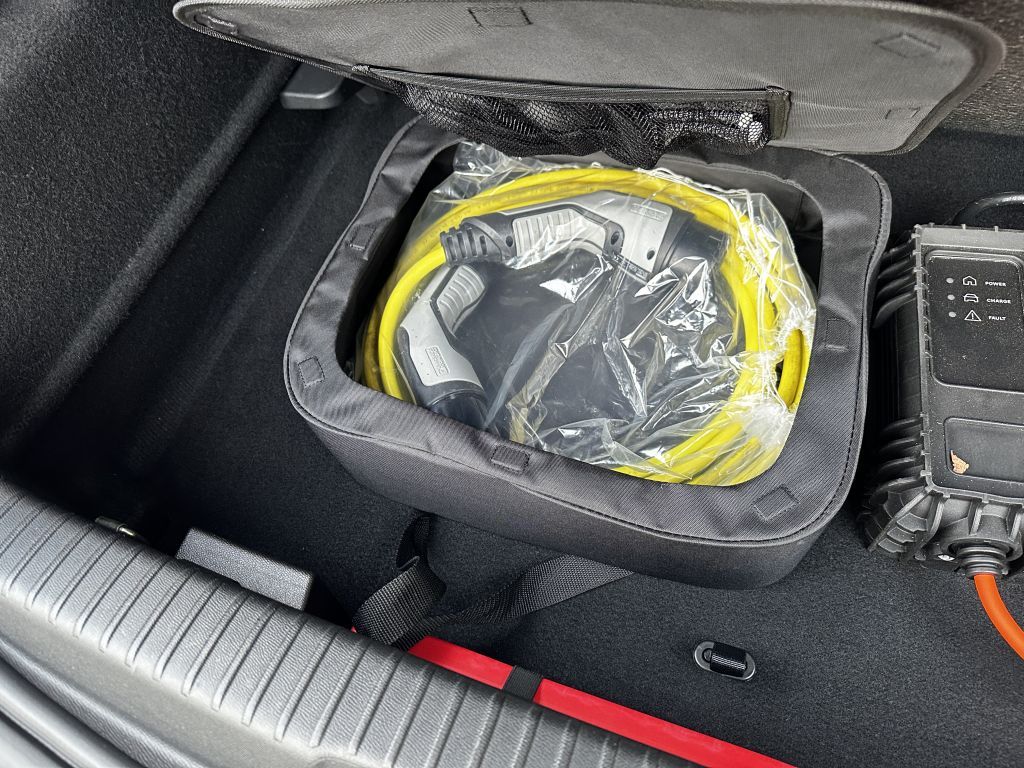 Opel Mokka-e Elegance - Samsaru's Car Outlet