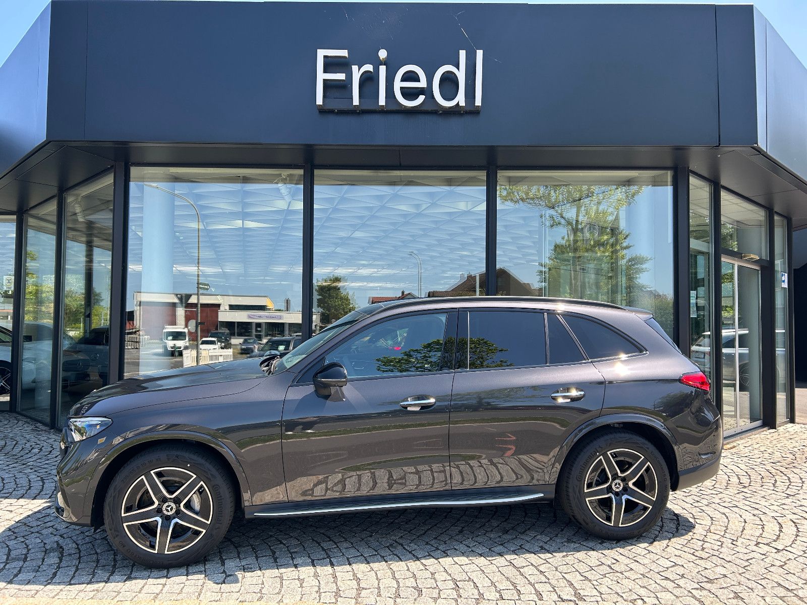 Mercedes-Benz GLC 220d AMG AHK Night Distro Digital Pano Keyle