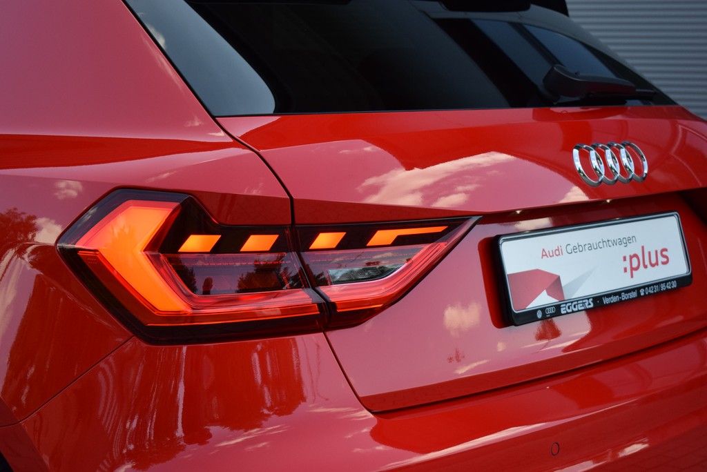 Audi A1 Sportback 30 TFSI S-line - Samsaru's Car Outlet