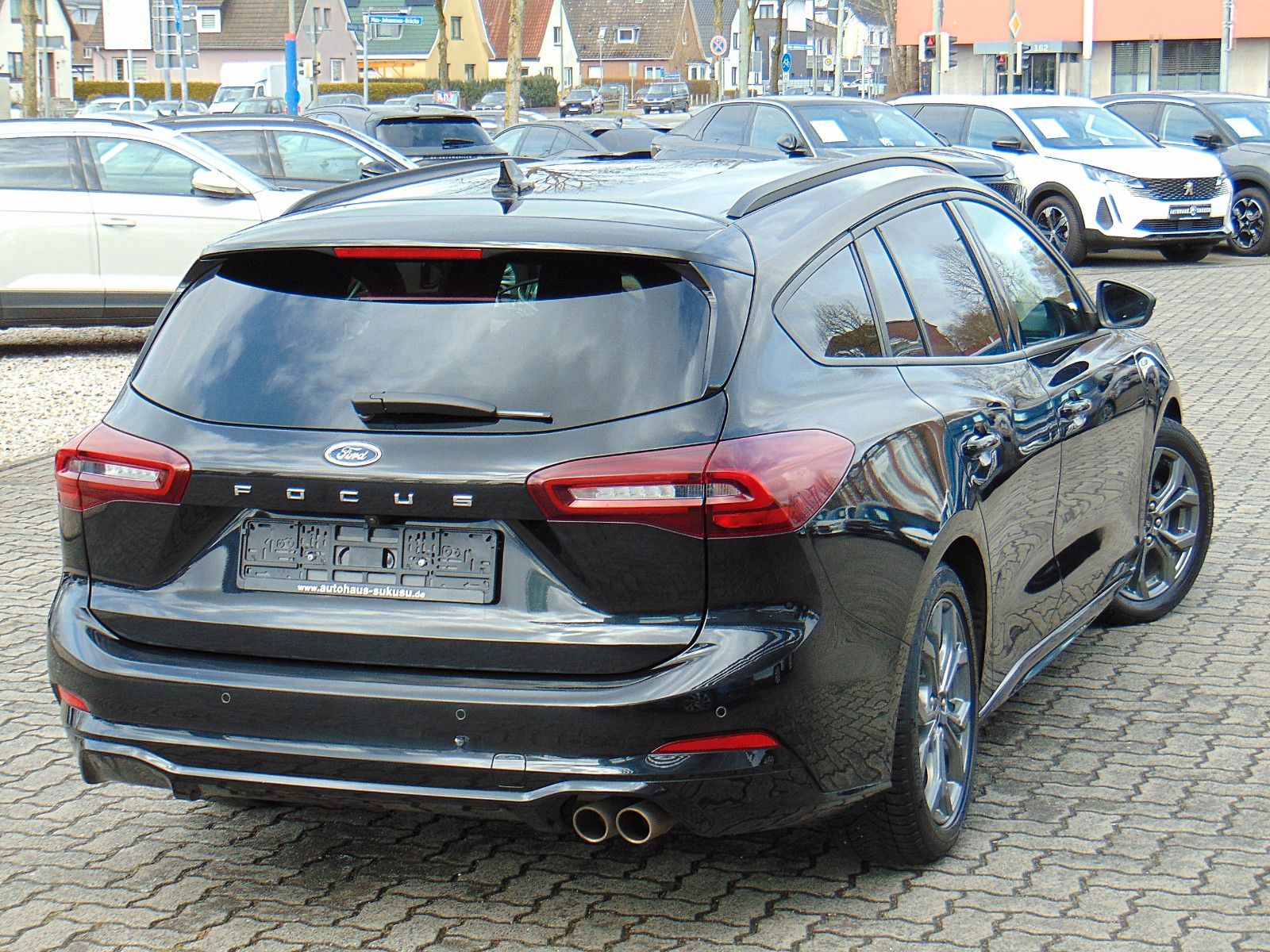 Ford Focus Turnier 1.0 EcoBoost Aut. ST-Line X