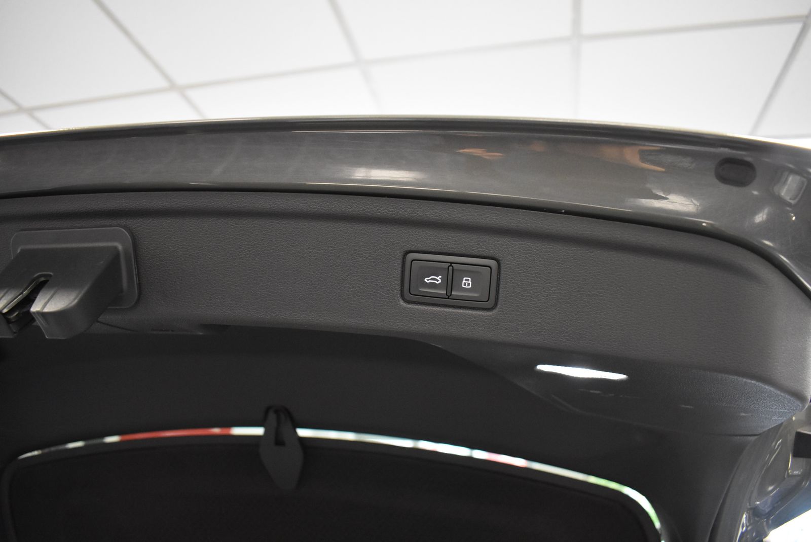 Audi A5 40 TDI Quattro S-line Competit Navi Panor AHK