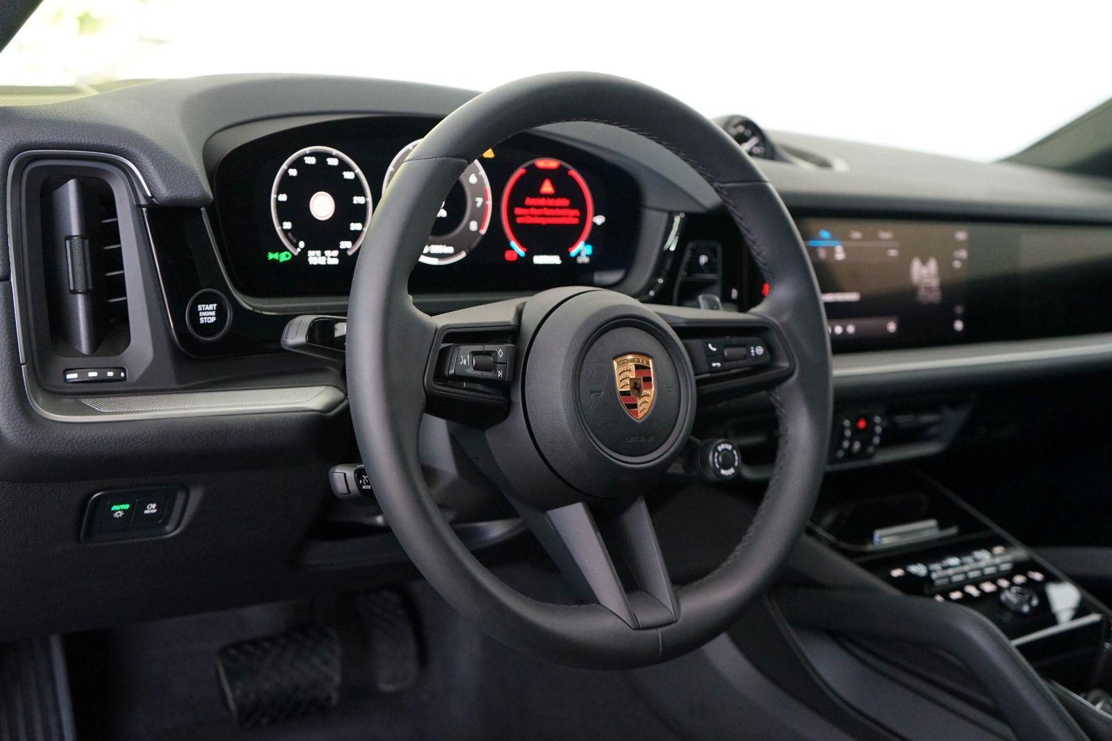Porsche Cayenne Coupe 2025/LUFT/P-DISPLAY/ACC/360CAM/22z