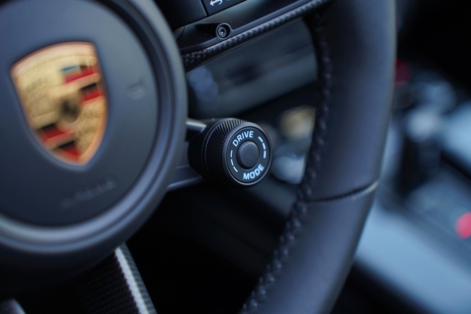 Porsche 992 4 GTS Targa Inno HAL Lift Bose Matrix 360...