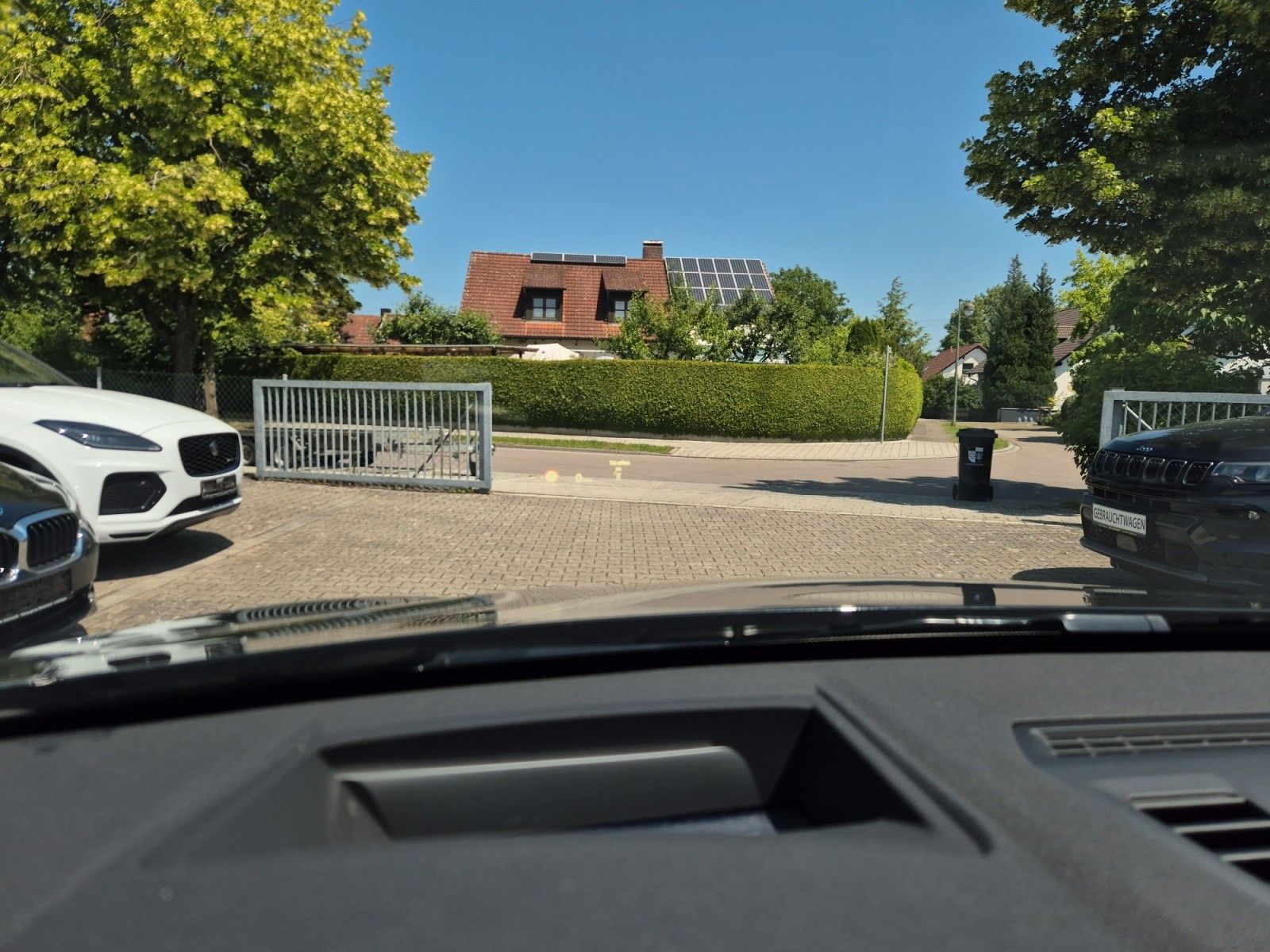 BMW X1 xDrive 25d - Samsaru's Car Outlet