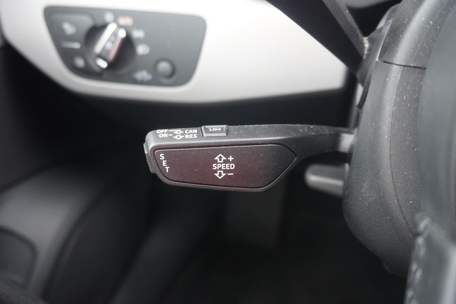 Audi A4 Avant 35 TFSI S-Tronic - Samsaru's Car Outlet