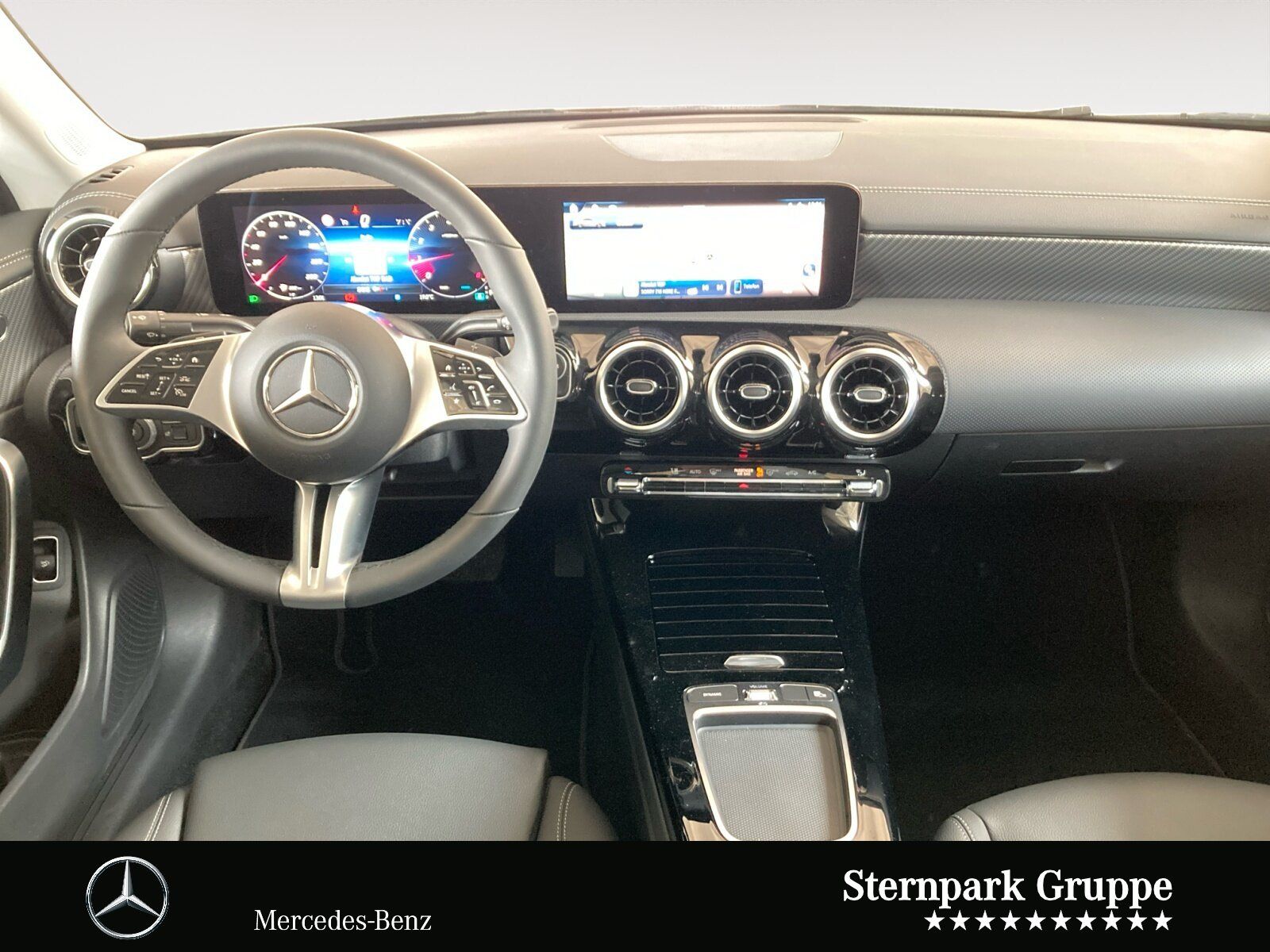 Mercedes-Benz CLA 180 Progressive - Samsaru's Car Outlet