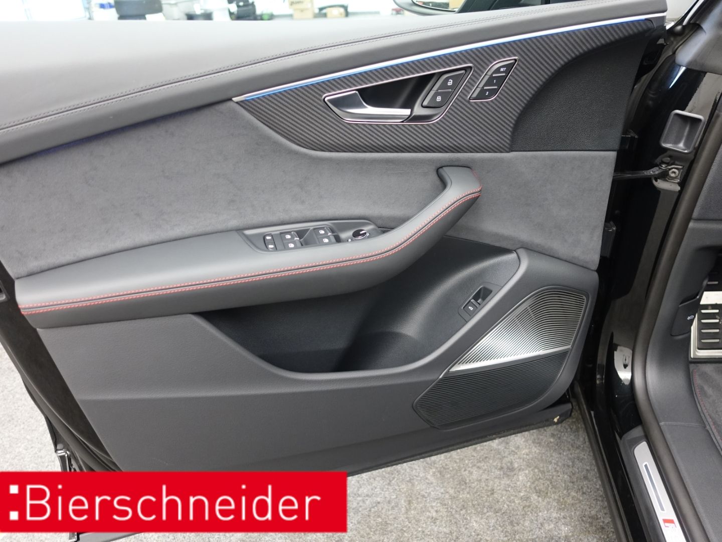 Audi RSQ8 AKTION! GARANTIE EA8 PANO STANDHZG B&O ASSI