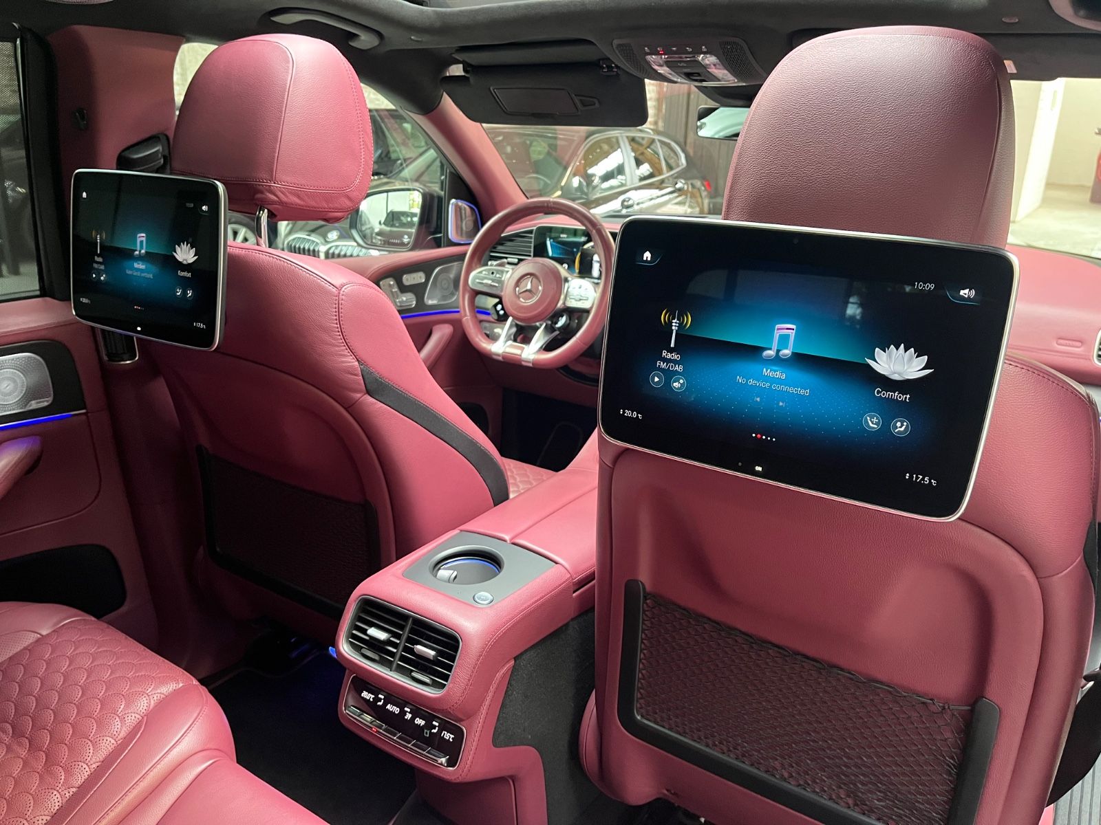 Mercedes-Benz GLS 63 AMG 4Matic+ *BRABUS 700* - Samsaru's Car Outlet