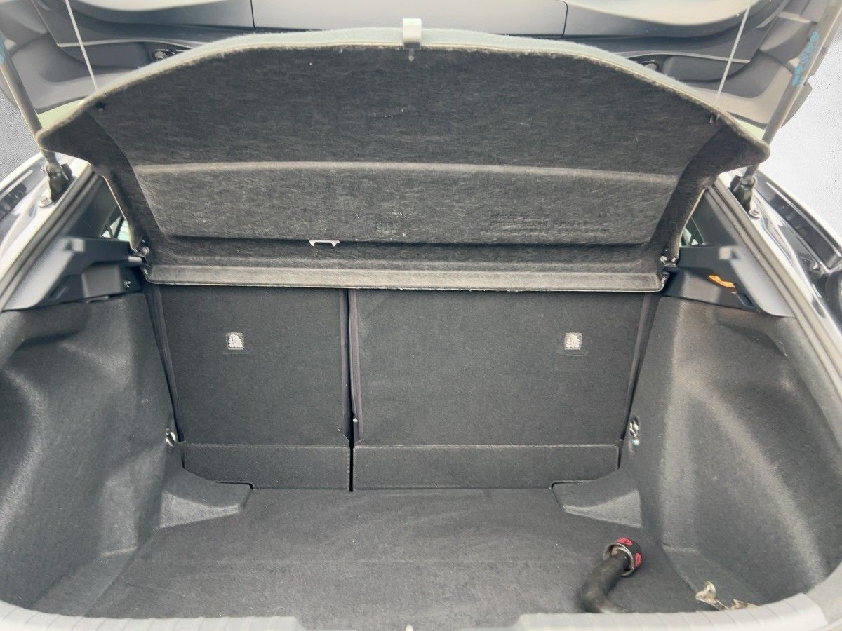Toyota Corolla Hybrid Club - Samsaru's Car Outlet