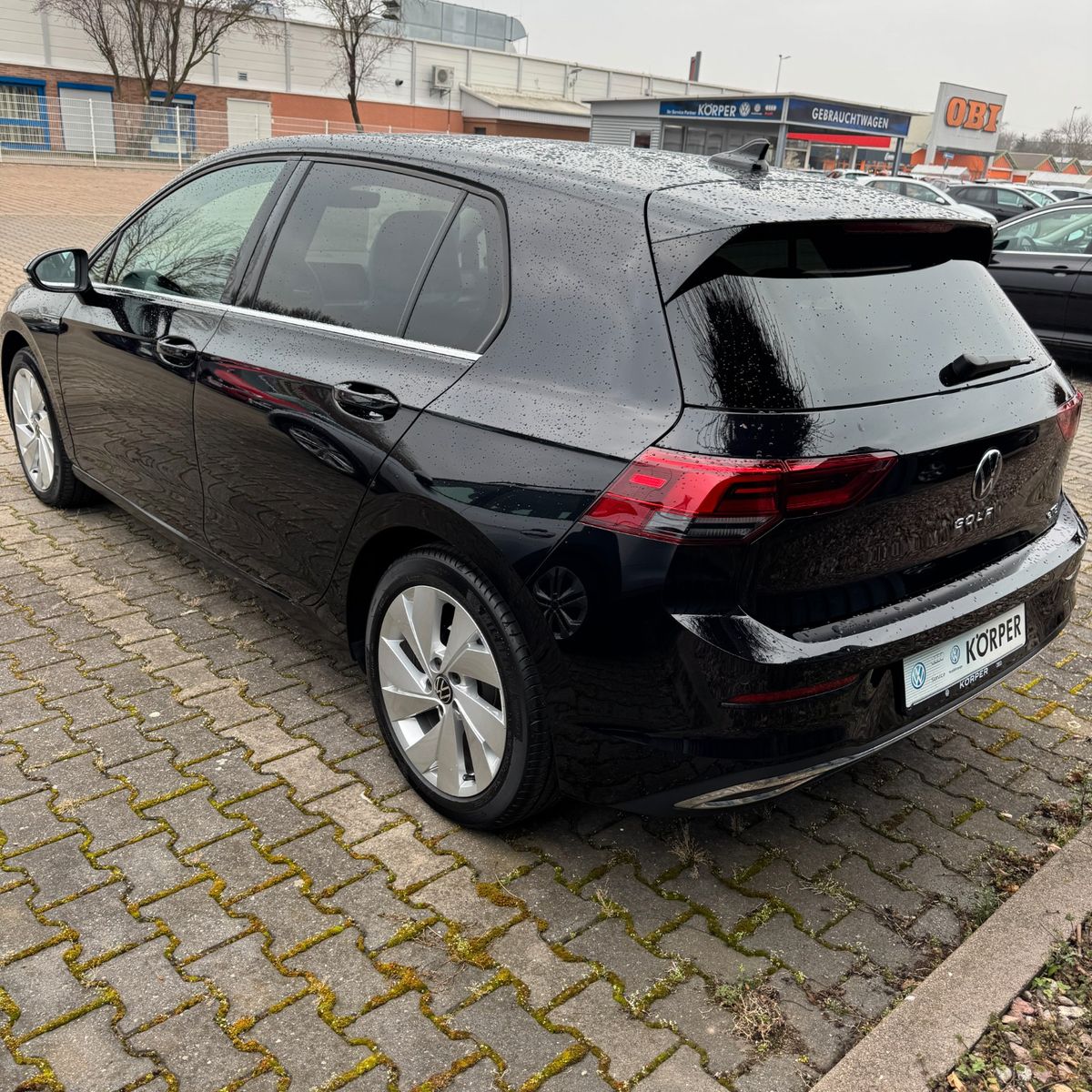 Volkswagen Golf VIII Lim. Style 1.5 eTSI - Samsaru's Car Outlet