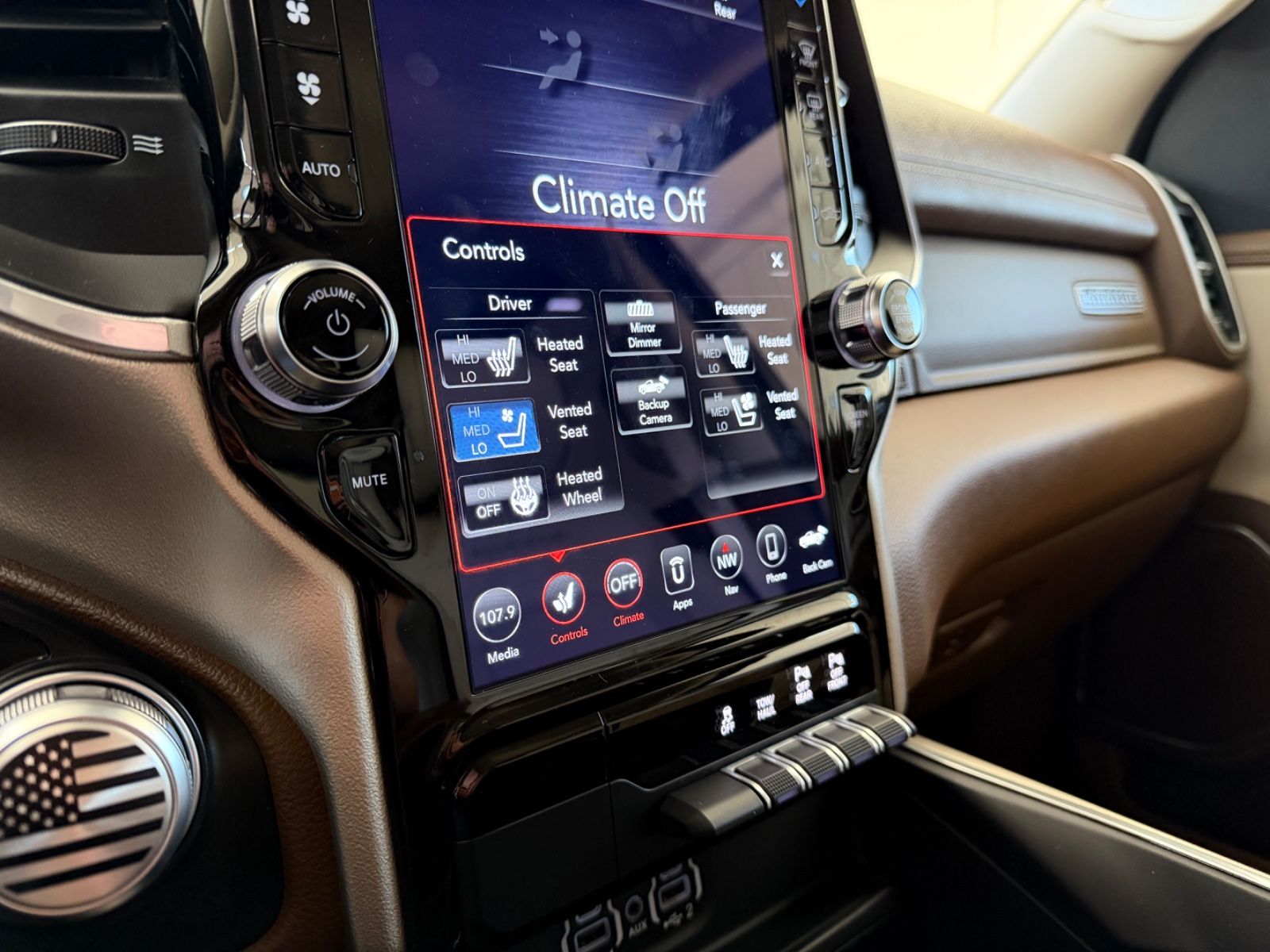 Dodge RAM/LIMITED/BIG SCREEN/