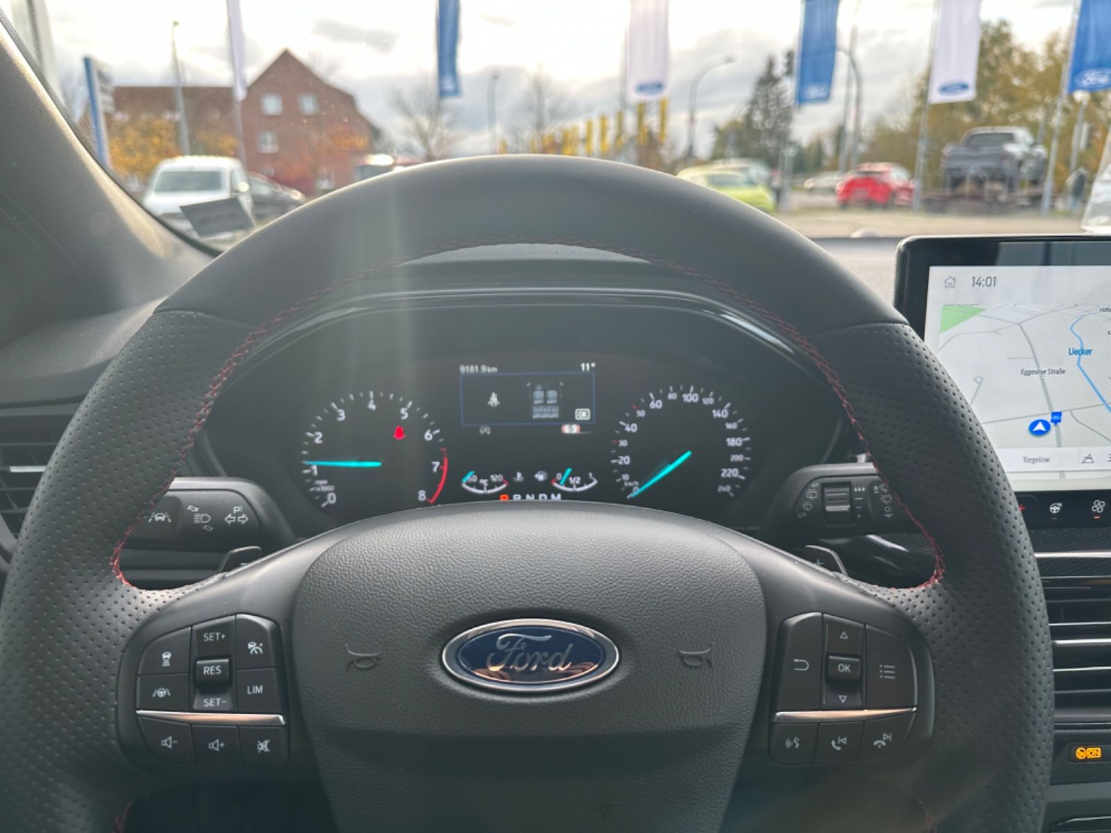 Ford Focus Lim. ST-Line Hybrid >SYNC4+KAMERA+BLIS+AHK