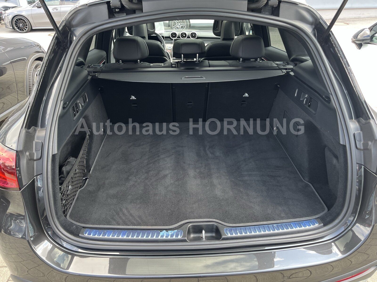 Mercedes-Benz GLC 220 d 4M AHK/Pano/Airmatic/HeadUP/DGL/AMG Li