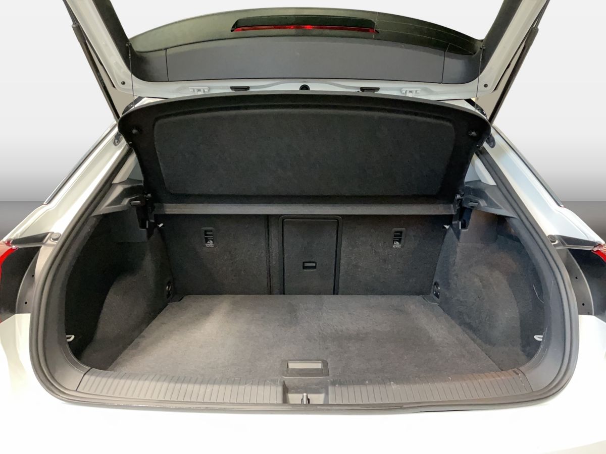Volkswagen T-Roc 1.0 TSI Style - Samsaru's Car Outlet