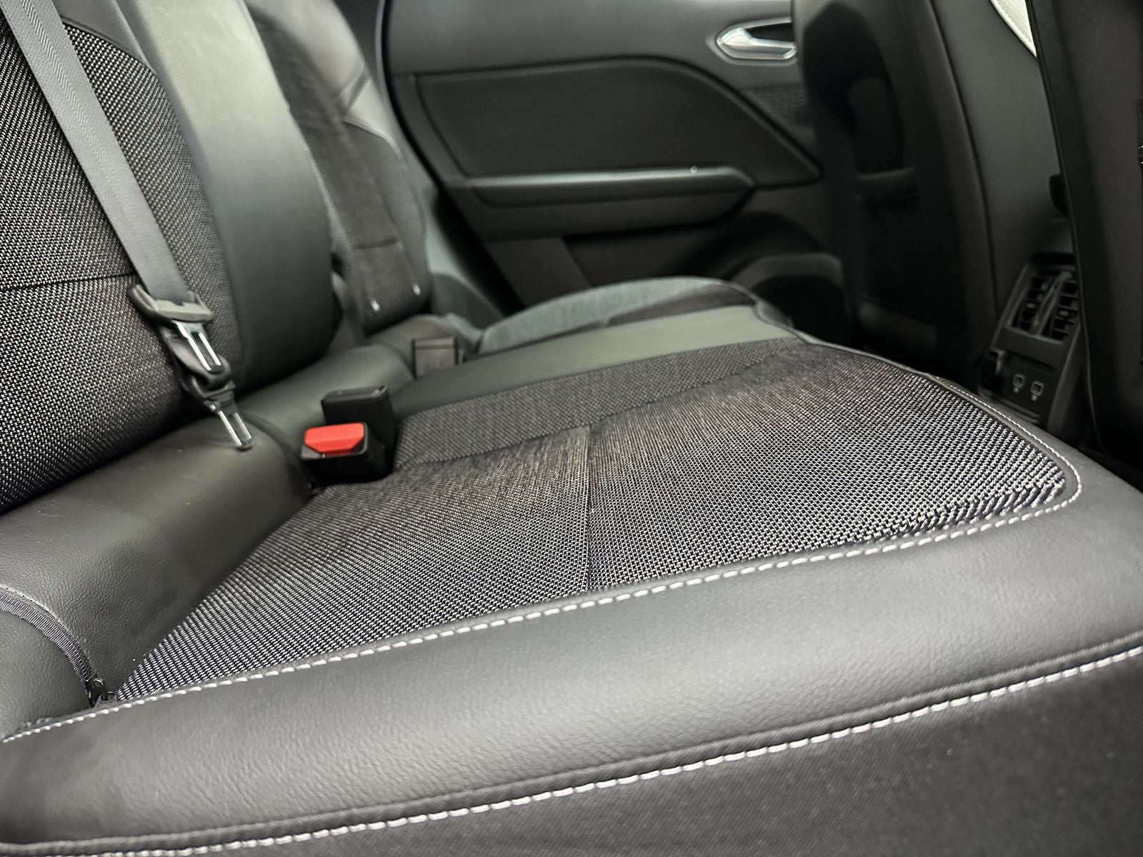Renault Captur Intens - Samsaru's Car Outlet